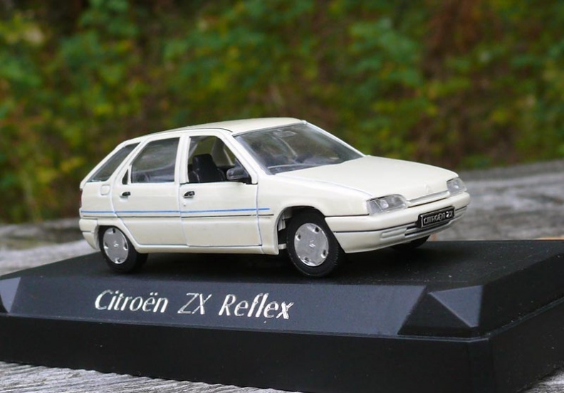 ZX Reflex (Solido)